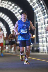 BIB: 44056
                            <button type="button" onclick="openModal(20368556)" class="btn btn-primary btn-sm float-right btn-popup" data-toggle="modal" data-target=".modal-high-quality">
                        <i class="fas fa-shopping-cart"></i> Add to Cart
                    </button>
                                            <button type="button" onclick="isThisMe(20368556, true)" class="btn btn-success btn-sm float-right btn-popup btn-isme hidden" data-toggle="tooltip" data-placement="bottom" title="นี่คือรูปของคุณใช่ไหม คลิกที่นี่เพื่อเอาเข้าอัลบั้ม">
                        <i class="fas fa-plus"></i> Add to album
                    </button>
                    <button type="button" onclick="isThisMe(20368556, false)" class="btn btn-warning btn-sm float-right btn-popup btn-isnotme hidden">
                        <i class="fas fa-ban"></i> Remove from album
                    </button>